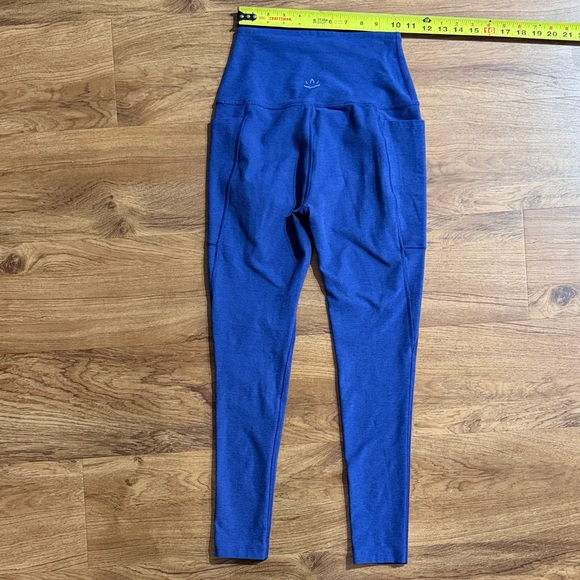 2 Beyond Yoga Women's Sz Small Blue High-Waisted Legging + Space Dye Black Short - Picture 11 of 14